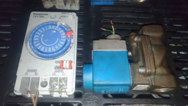 วาล์วไฟฟ้าแดนฟอ์สพร้อมทามเมอร์220v