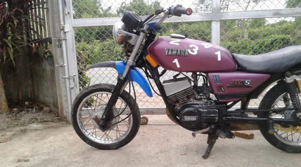 ขาย RXS115 เล่มอย่างเดียวเครื่องดีขี่มันๆเหมาะไปจัดสภาพตัวแรงในตำนาน ขาย RXS115 เล่มอย่างเดียวเครื่องดีขี่มันๆเหมาะไปจัดสภาพตัวแรงในตำนาน