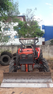 รถแทรกเตอร์มือสอง