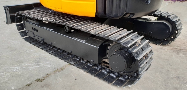 ขาย รถขุด KOMATSU รุ่น PC30MR-1-มือสองญี่ปุ่น แทรกเหล็ก สลัก บูทเอวแน่น 100\% ปั้มนิ้ว คอนโทรลสั้น ทำงานไว คันนี้ พร้อมหัวเก๋ง สวยพร้อมใช้งาน มือถือ 0818753444