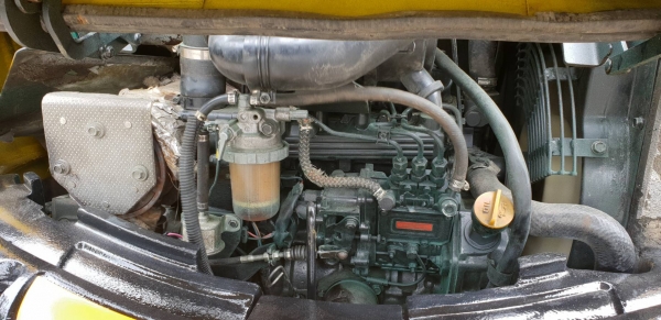 ขาย รถขุด KOMATSU รุ่น PC30MR-1-มือสองญี่ปุ่น แทรกเหล็ก สลัก บูทเอวแน่น 100\% ปั้มนิ้ว คอนโทรลสั้น ทำงานไว คันนี้ พร้อมหัวเก๋ง สวยพร้อมใช้งาน มือถือ 0818753444