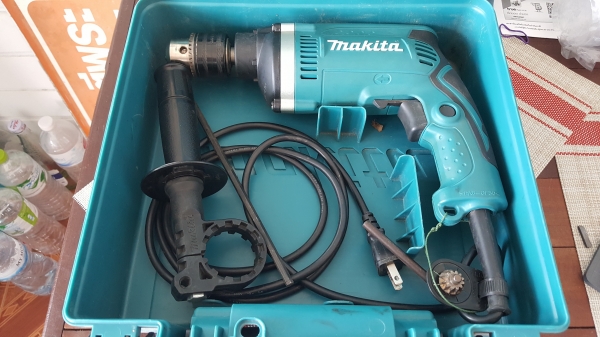 สว่าน Makita