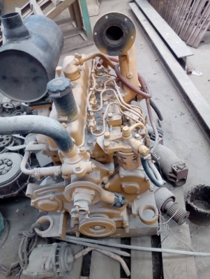 ขายเครื่องรถแทรกเตอร์ D-20-5  4-D-94-2 เก่านอก พร้อมใช้งาน