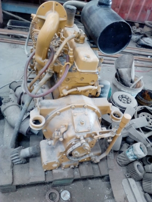 ขายเครื่องรถแทรกเตอร์ D-20-5  4-D-94-2 เก่านอก พร้อมใช้งาน