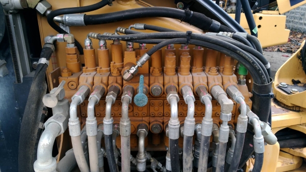 CATERPILLAR รุ่น 304C CR