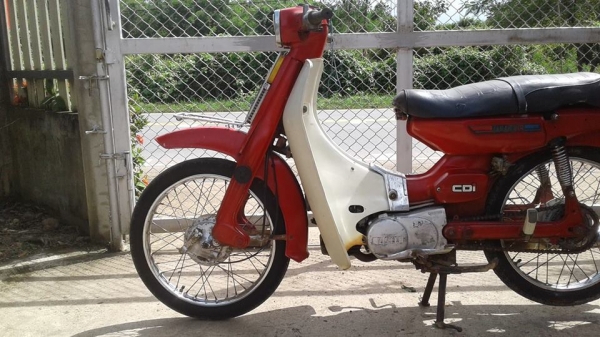 ขาย ยามาฮ่า Y80 เล่มอย่างเดียวเครื่องดีสีสดอะไหล่เดิมๆ ขี่นิ่มๆ