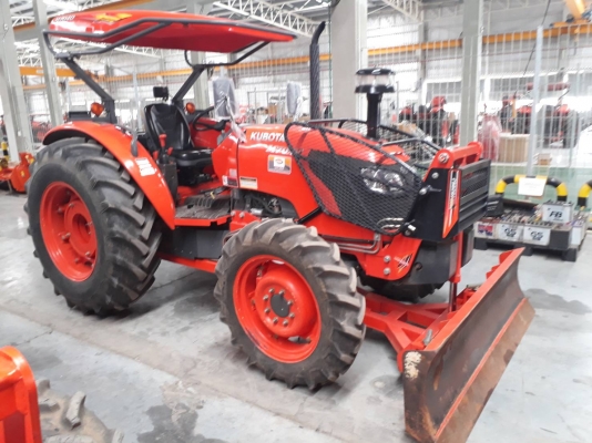 แทรกเตอร์ M7040 Max พร้อมใช้งาน ผ่อนได้ 6 ปี มีรับประกัน สนใจติดต่อเซลสันต์ 092-2603737