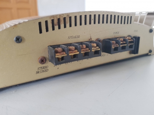 POWER AMPLIFIER ยี่ห้อ VIPAR รุ่น V-120