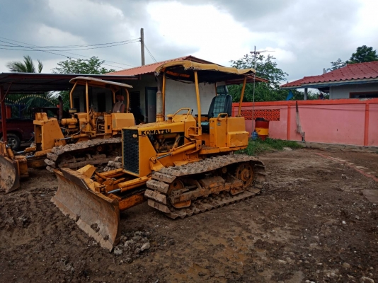 ขายรถแทรคเตอร์โคมัสสุD2รุ่น5 ขายรถแทรคเตอร์โคมัสสุD2รุ่น5