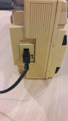 วิทยุกระเป๋าหิ้ว sharp QT-241