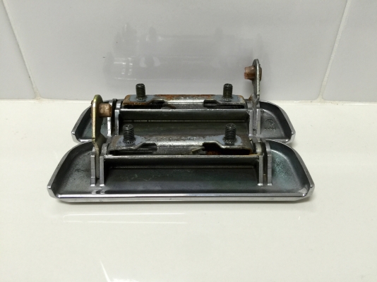 ขายมือเปิดประตูโครเมี่ยมด้านนอกรถ DAIHATSU รุ่น MIRA L80