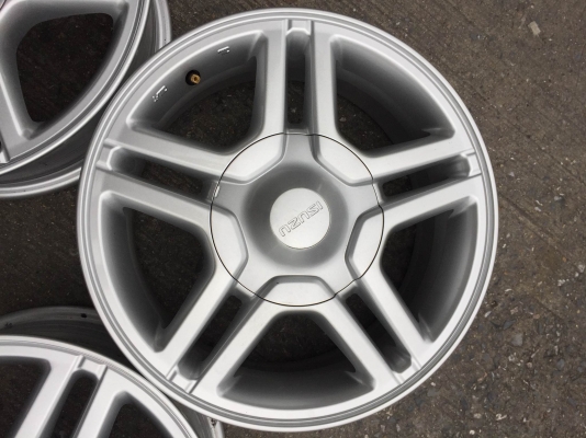 ขายล้อป้ายแดง D-Max ขอบ16 6/139 ชุดละ 5,500 บาท