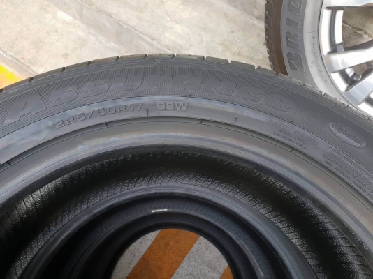 ขายยางใหม่ GOODYEAR Assurance TripleMax 225-50-17 ปี17 ชุดละ 9,800 บาท ขายยางใหม่ GOODYEAR Assurance TripleMax 225-50-17 ปี17 ชุดละ 9,800 บาท