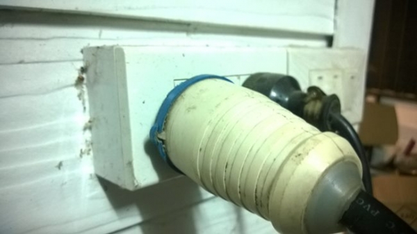 ขายตู้เชื่อมยี่ห้อดี Cliff 205A ขายตู้เชื่อมยี่ห้อดี Cliff 205A