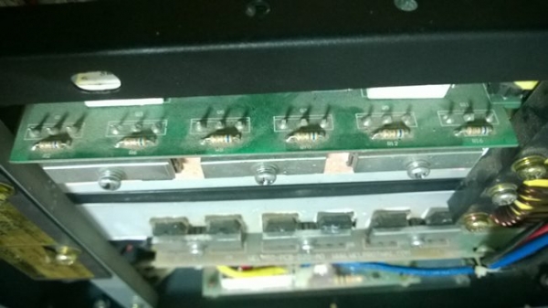 ขายตู้เชื่อมยี่ห้อดี Cliff 205A ขายตู้เชื่อมยี่ห้อดี Cliff 205A