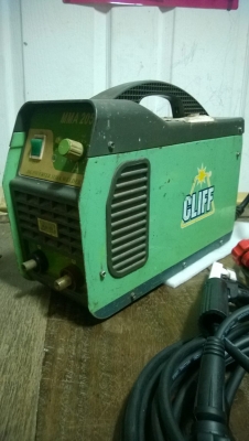 ขายตู้เชื่อมยี่ห้อดี Cliff 205A ขายตู้เชื่อมยี่ห้อดี Cliff 205A
