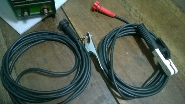 ขายตู้เชื่อมยี่ห้อดี Cliff 205A ขายตู้เชื่อมยี่ห้อดี Cliff 205A