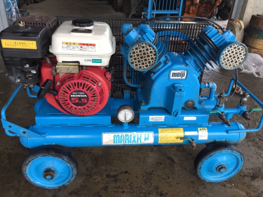 ขายเครื่องปั้มลมสนามยี่ห้อ meiji เร่งเบาออโต้ หัวปั้มขนาด3แรงม้าเครื่องเป็นเครื่องฮอนด้ขนาด5.5แรงม้าสภาพสวยมากๆพร้อมใช้งาน