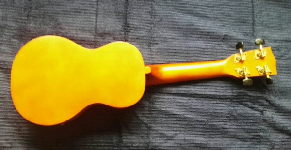 ขายอคูเลเล่