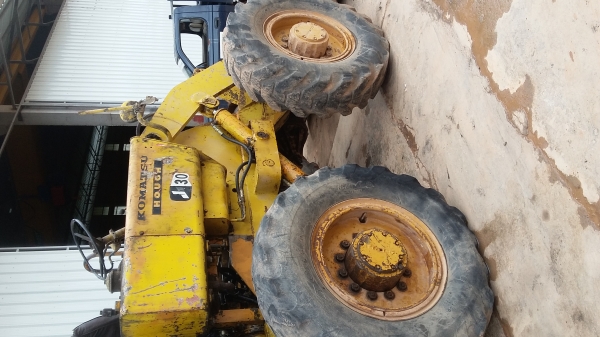 ขายรถตักล้อยางjh30 สองคัน