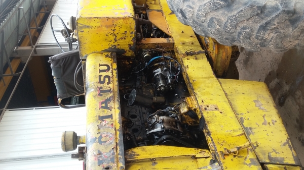 ขายรถตักล้อยางjh30 สองคัน