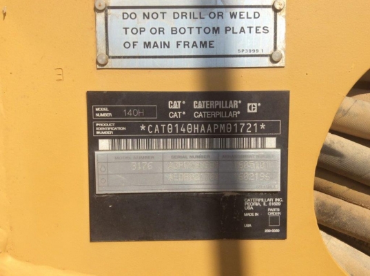 ขายรถเกรด 140H#APM01721 VHP จากอเมริกา พร้อมติด Scarifier ด้านหน้า ราคาดี โทร. 092-929-9942 ธีรเทพ