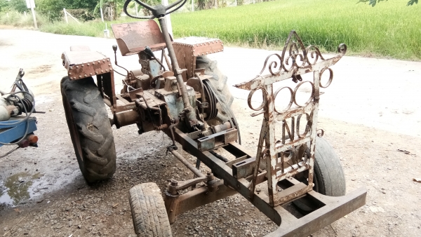 ขายตัวลือไกล4เกรียเดินน้า4เกรียถอยกลังมีระบบร๊อกล้อครับ