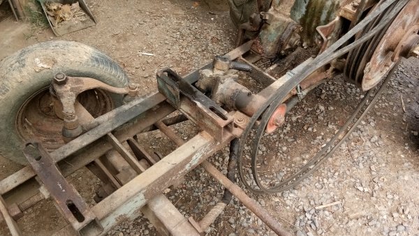 ขายตัวลือไกล4เกรียเดินน้า4เกรียถอยกลังมีระบบร๊อกล้อครับ