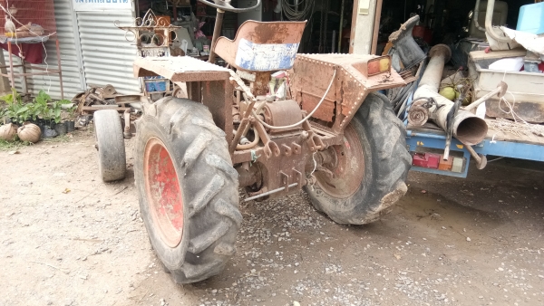 ขายตัวลือไกล4เกรียเดินน้า4เกรียถอยกลังมีระบบร๊อกล้อครับ