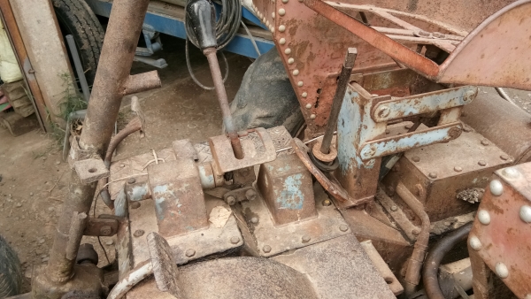 ขายตัวลือไกล4เกรียเดินน้า4เกรียถอยกลังมีระบบร๊อกล้อครับ