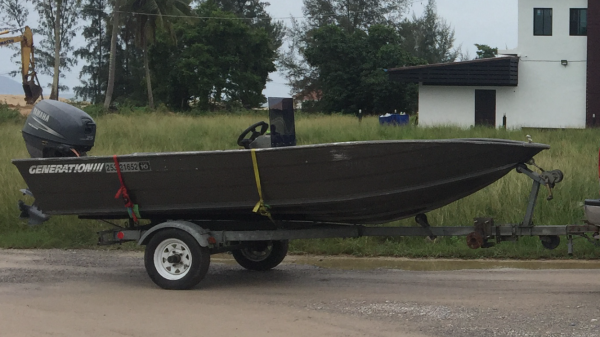 ขายเรืออลู 14 ฟุต เครื่อง Yamaha 25 แรง 4 จังหวะ พร้อมอุปกรณ์ครบ