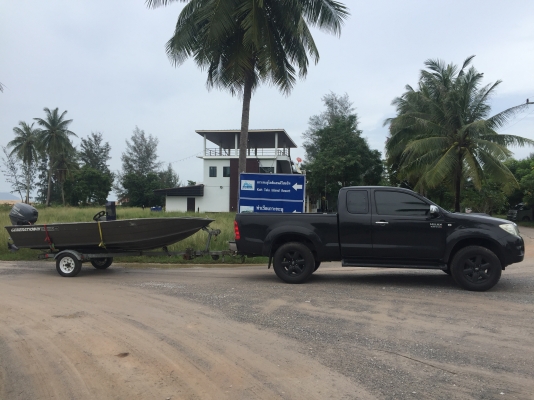 ขายเรืออลู 14 ฟุต เครื่อง Yamaha 25 แรง 4 จังหวะ พร้อมอุปกรณ์ครบ