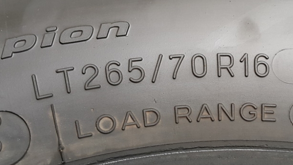 ขาย BF Goodrich A/T KO2 265/70 r16