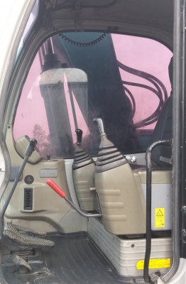 Sk135 yy03 ไฟฟ้าครบระบบดีเอวแน่น โซ่ใหม่ Sk135 yy03 ไฟฟ้าครบระบบดีเอวแน่น โซ่ใหม่