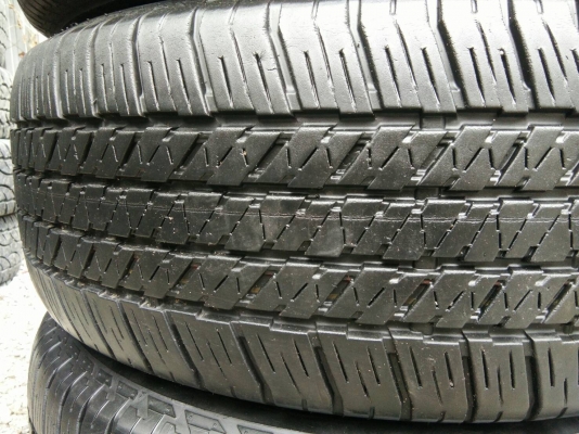 ขายยาง 265/60R18 บริดจสโตน ปี15 สวยๆ ชุดละ 4800 บาท