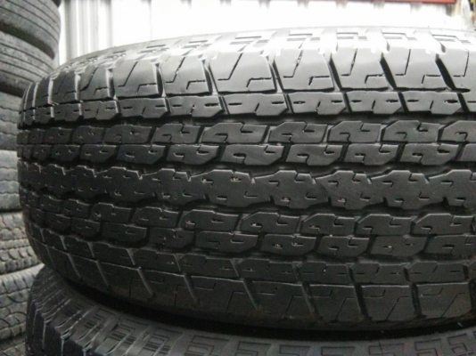 ขายยาง 245/70R16 บริดตสโตน ปี16 ชุดละ 3800 บาท