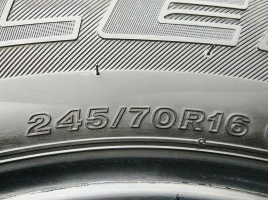 ขายยาง 245/70R16 บริดตสโตน ปี16 ชุดละ 3800 บาท