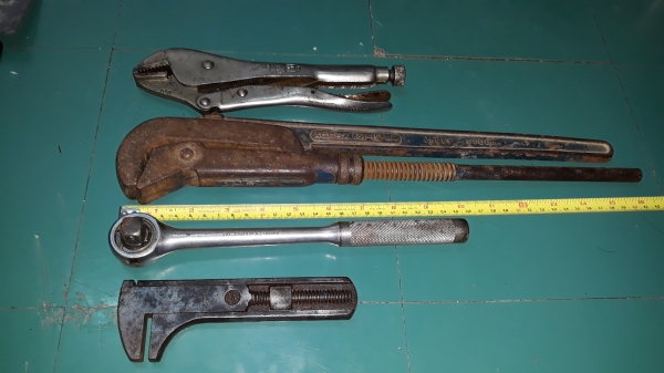 ขายคีมล็อกVISE GIRP 10R MADE IN USA. รุ่น3แถว มือสองสภาพดี ขายคีมล็อกVISE GIRP 10R MADE IN USA. รุ่น3แถว มือสองสภาพดี