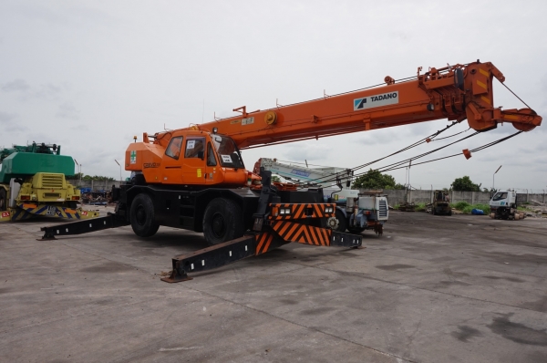 ขายรถเครน TADANO GR250N-1 นำเข้าจากญี่ปุ่น มาถึงไทยแล้วค่ะ ติดต่อ ผึ้ง 095-0563605 ขายรถเครน TADANO GR250N-1 นำเข้าจากญี่ปุ่น มาถึงไทยแล้วค่ะ ติดต่อ ผึ้ง 095-0563605