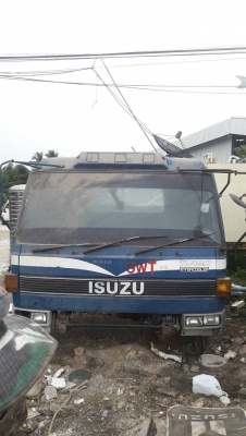ขายหัวรถISUZU ราคา35,000บาท