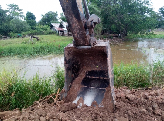 ขายโคมััััััสสุ PC 120-2 รถทำงานอยู่ราคา 300,000