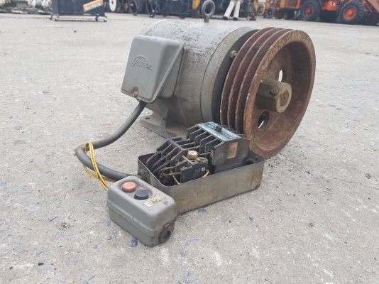 มอเตอร์ญี่ปุ่น 3 เฟต 5แรงม้า สภาพสวยใช้งานได้ มือสอง จากญี่ปุ่น