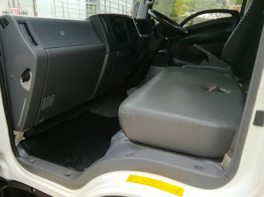 ขาย6 ล้อกลาง *EURO.3* ISUZU NQR 175 แรงม้า *คอมมอนเรว *ยาว 5.50 ม.* รถสวยเดิม+สวยจัด+สวยจริง * รถห้า