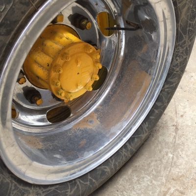 รถหกล้อ หน้ายาวอีซูสุขับเคลื่อน4x4 มีทะเบียน