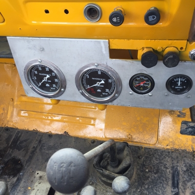 รถหกล้อ หน้ายาวอีซูสุขับเคลื่อน4x4 มีทะเบียน