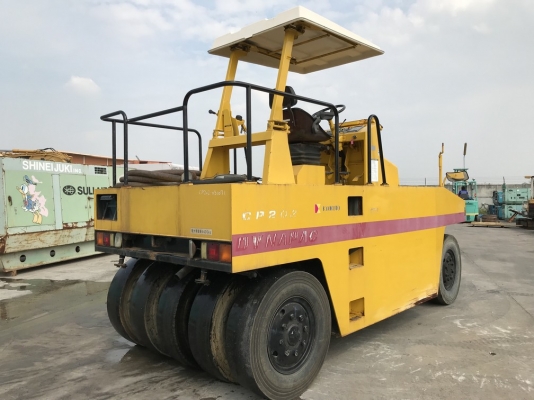 รถบด Dynapac CP202 ปี 2001 แบบ 9 ล้อ เกียร์ธรรมดา นำเข้าจากญี่ปุ่น สภาพสวย ไม่แพงครับ