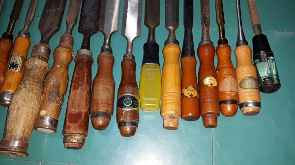 ข่ายสิ่วนานาชาติหลายยี่ห้อหลายขนาดหลายแบบเก่าเก็บและมือสอง
