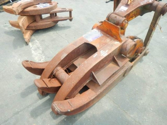 ขายตัวคีบสำหรับรถขุด ขนาด PC200 สลัก 80 มิล