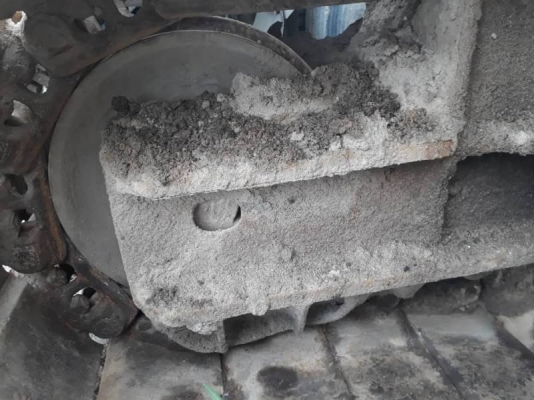 ขาย 980,000 บาท KOMATSU PC200-8 ปี07 ทำงาน 21,xxx ชม เครื่องดี ปั้มแรง ไฟฟ้าครบ โช่หนา เอวขยับ เอกสารเล่มทะเบียน  รถอยู่  ระยอง  โทร 0610710295  สนใจ รายการสินค้า อื่นๆ ที่ เว็ปไชค์ Truck2Hand https://www.truck2hand.com/index.php?actions=content/search&am