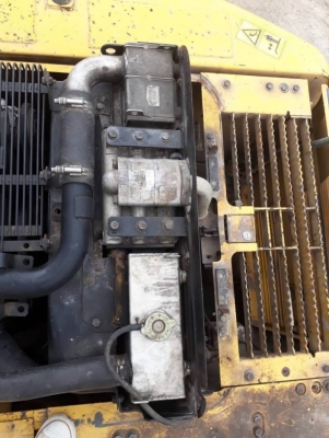 ขาย 980,000 บาท KOMATSU PC200-8 ปี07 ทำงาน 21,xxx ชม เครื่องดี ปั้มแรง ไฟฟ้าครบ โช่หนา เอวขยับ เอกสารเล่มทะเบียน  รถอยู่  ระยอง  โทร 0610710295  สนใจ รายการสินค้า อื่นๆ ที่ เว็ปไชค์ Truck2Hand https://www.truck2hand.com/index.php?actions=content/search&am